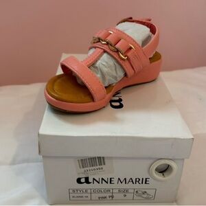 New with box. Pink and Gold Sandal. Toddler size 9.